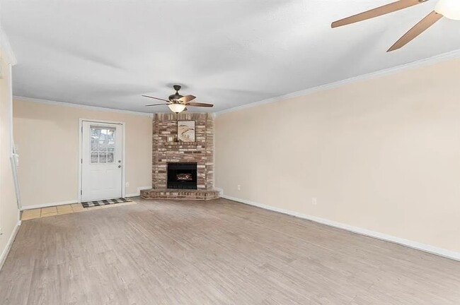 Building Photo - 2053 Country Village Blvd