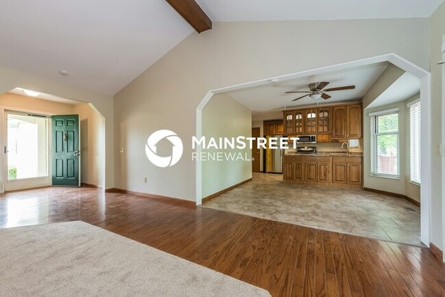 Building Photo - 3 Bedroom Pet-Friendly Home in Florissant,...