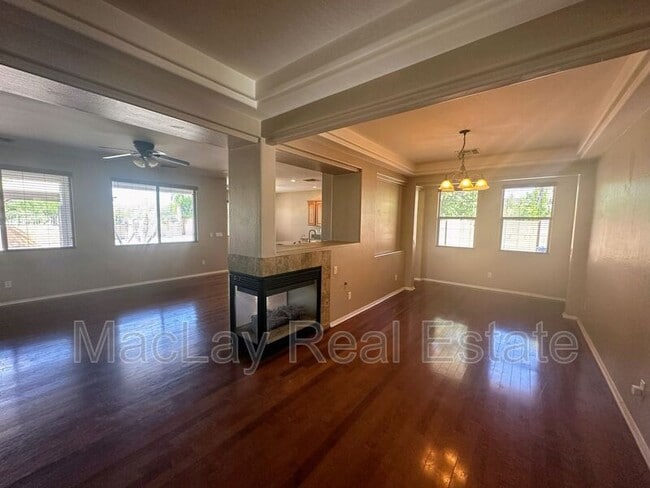 Building Photo - 19846 E Arrowhead Trail