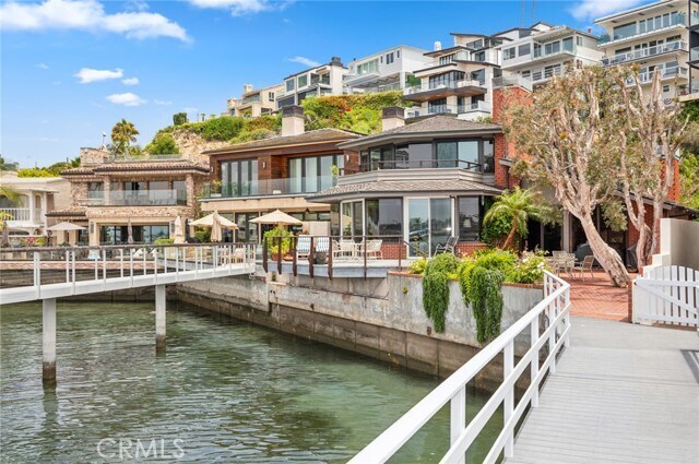 Foto principal - 107 Bayside Pl