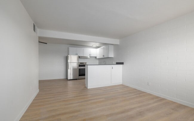 Interior Photo - Miramonte on 3rd