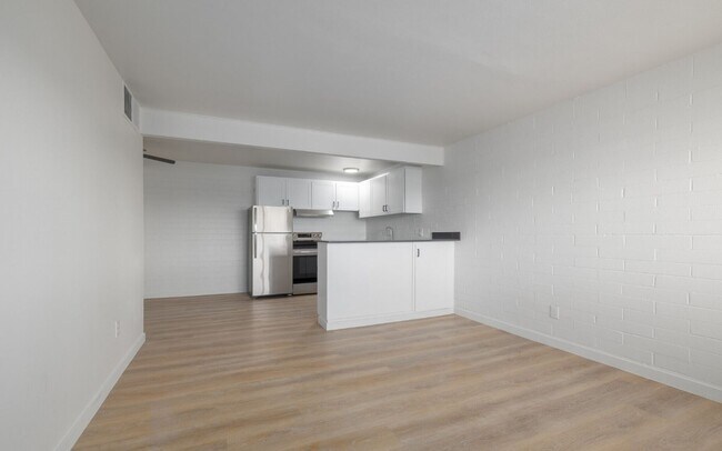 Interior Photo - Miramonte on 3rd