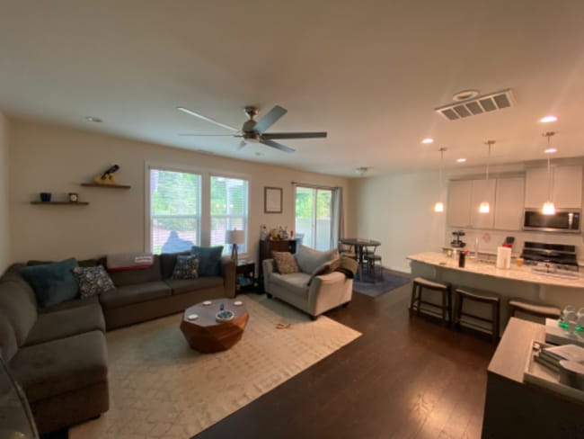 Building Photo - 1025 Catch Fly Ln