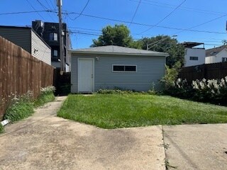 Foto del edificio - 1701 N Fairfield Ave