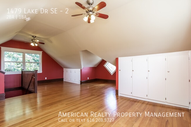 Building Photo - 1479 Lake Dr SE