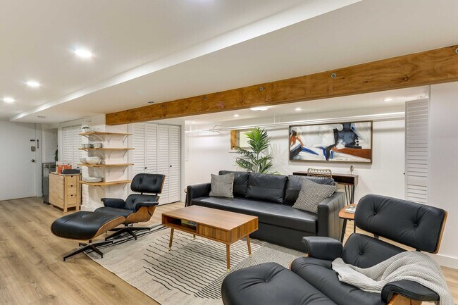 Foto del edificio - 28 Wegman Pkwy