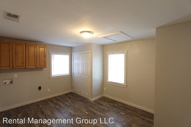 Building Photo - 2 br, 1 bath House - 7321 Paris Avenue