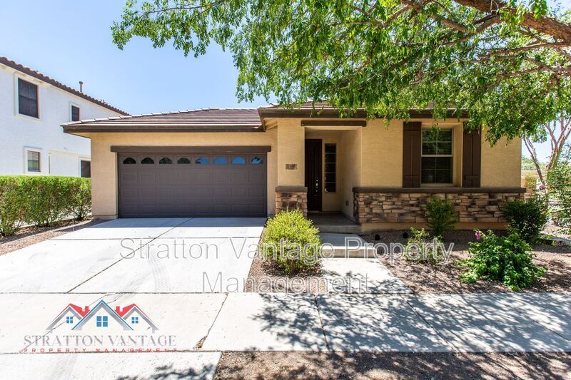Foto principal - 3301 E Oakland St