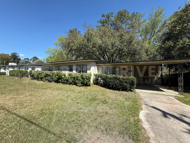 Building Photo - 7963 Lemans Dr