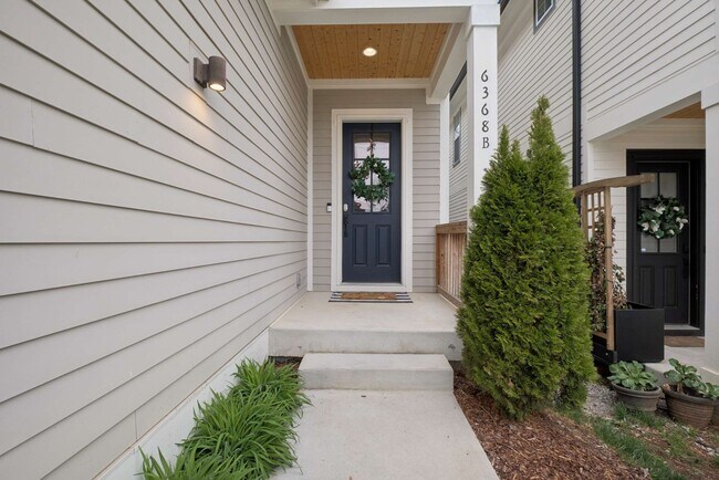 Foto del edificio - 6368 Alamo Pl