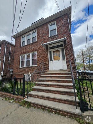 Building Photo - 506 N 13th St