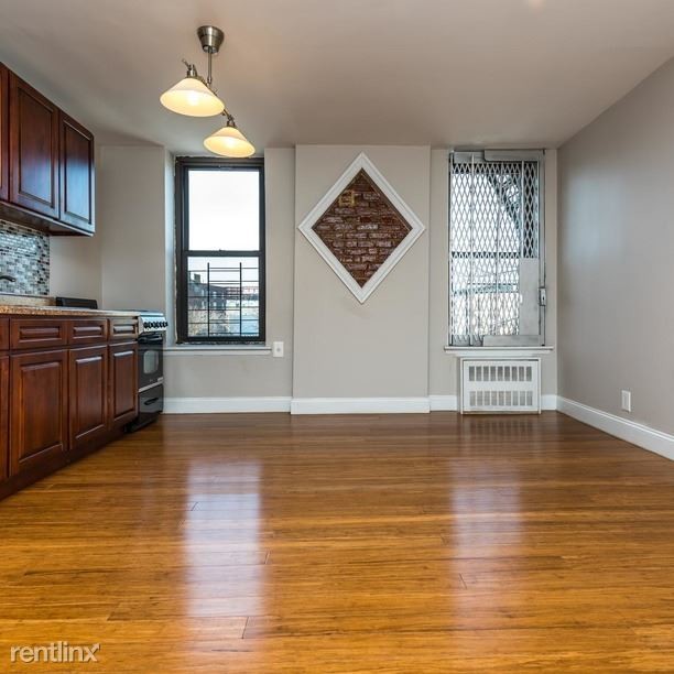 Building Photo - 2225 Ditmas Ave