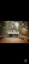 Building Photo - 211 Dogwood Ln