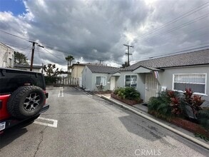 Building Photo - 2950 Honolulu Ave