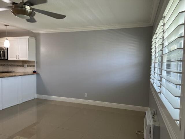 Building Photo - 800 Horizon W