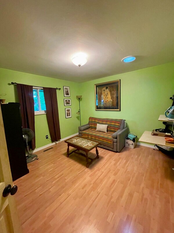 Foto del edificio - 932 Teal Dr