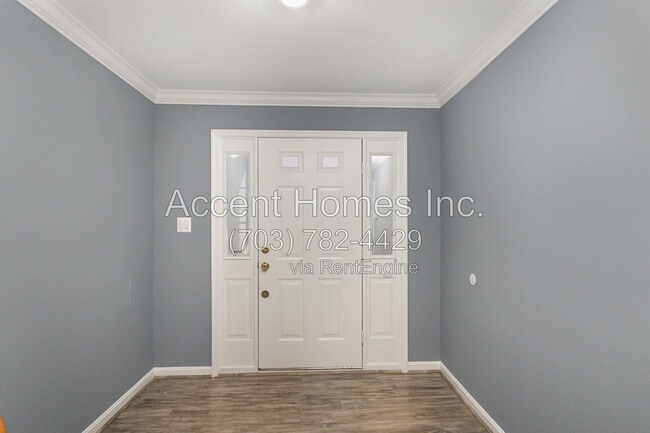 Building Photo - 433 Stanton Pl