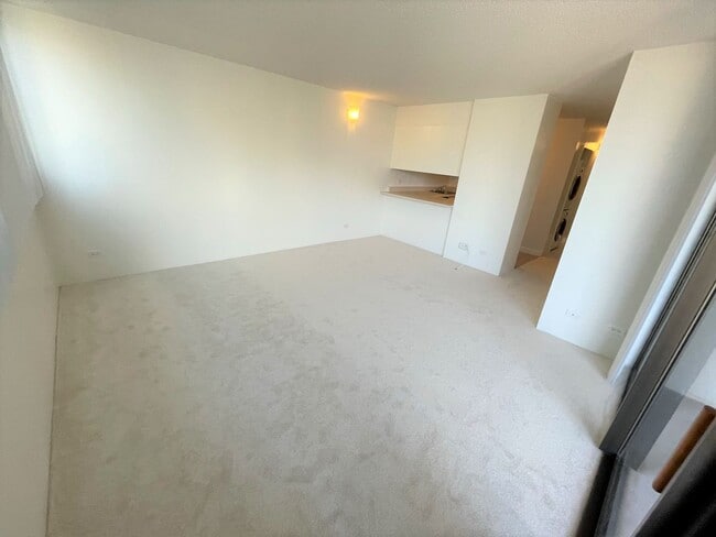 Photo - 1571 Piikoi St. - Pakalana, 1 bed 1 bath 1 parking available now! NO SECTION 8/HAP House