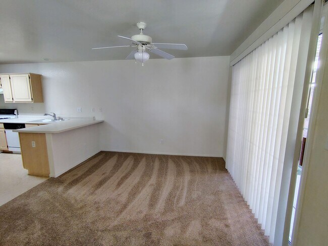 Foto del edificio - Stone Canyon