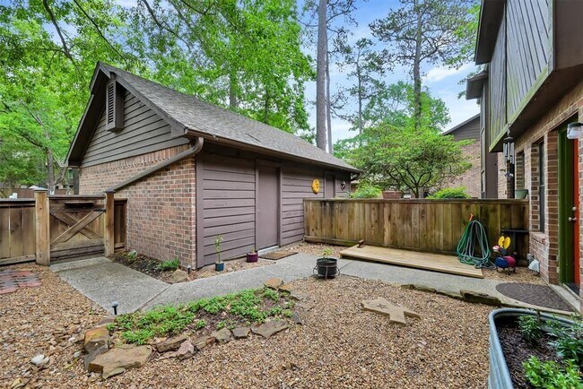 Foto del edificio - 42 Willowwood Cir