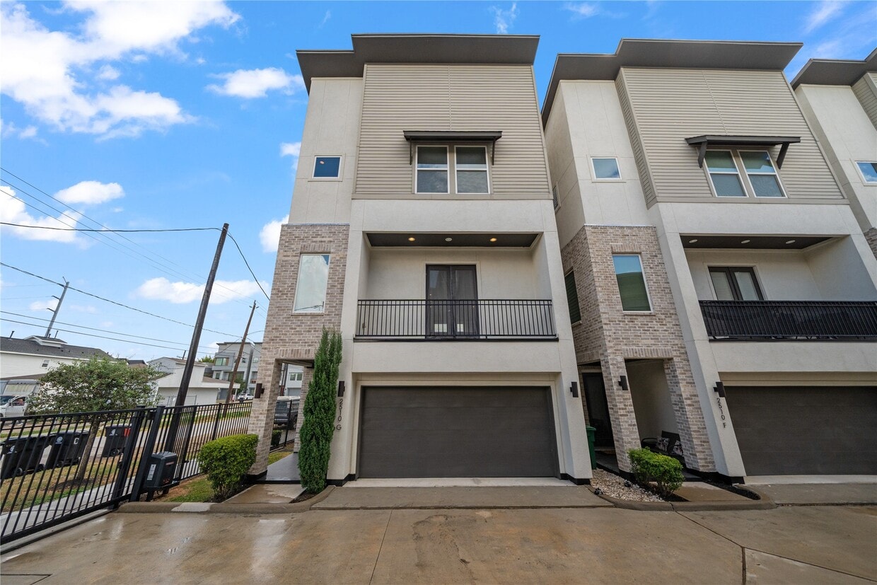 Foto principal - 2510 Tuam St