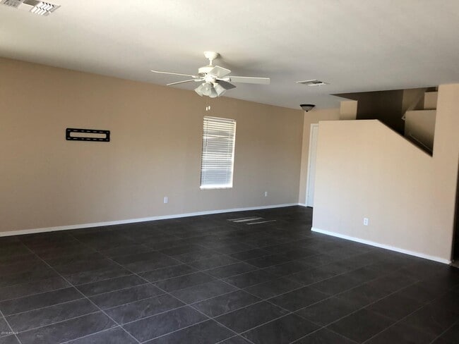 Foto del edificio - 22821 W Cantilever St