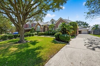 Building Photo - 20807 Autumn Terrace Ln