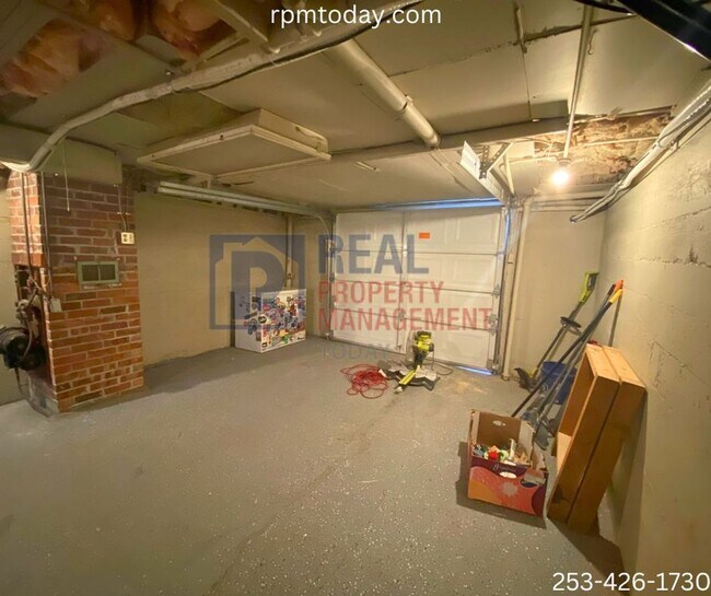 Foto del edificio - Stylish and Convenient 2BR/1BA Home with A...