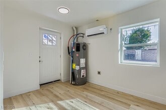 Building Photo - 663 D Ave