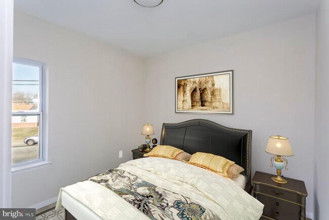 Foto del edificio - 4909 Hamilton Ave
