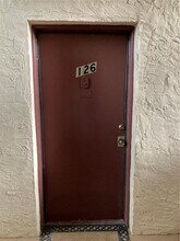 Building Photo - 3840 N Lake Dr