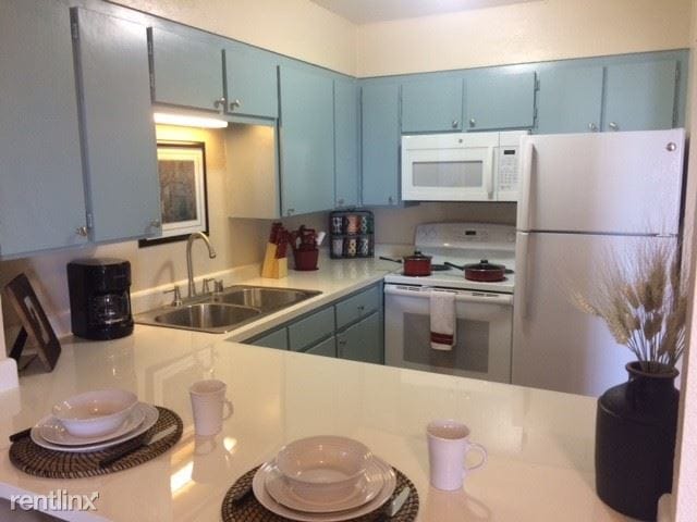 Foto del edificio - 2100 E 10th St
