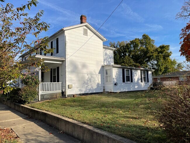Side view - 2503 Van Buren St