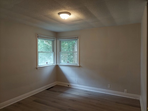 Building Photo - 82 Huron St