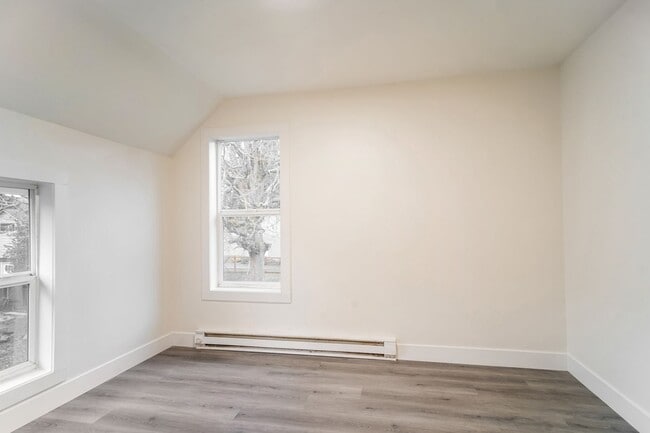 Foto del edificio - 135NE