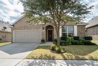 Building Photo - 908 Lake Grove Dr