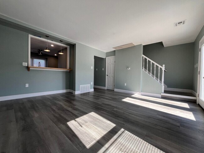 Foto del edificio - 320 Madison Ave