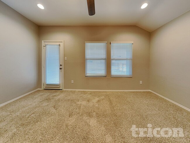 Building Photo - 1016 Adler Way