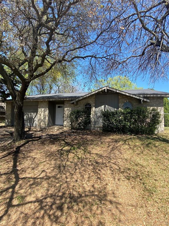 Primary Photo - 6201 Magnolia Ln