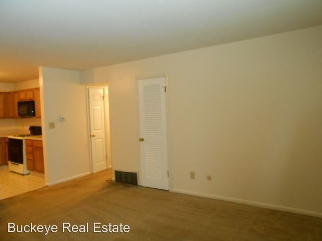 Building Photo - 1382 Highland St
