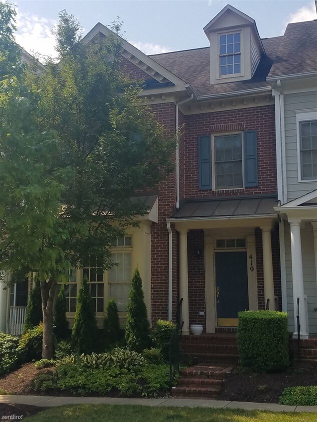 Foto principal - 410 Oak Knoll Ter