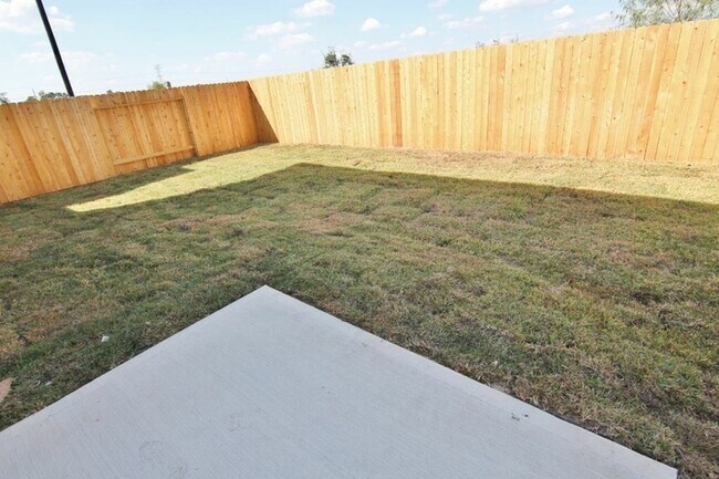 Foto del edificio - 12251 Gemma Ln