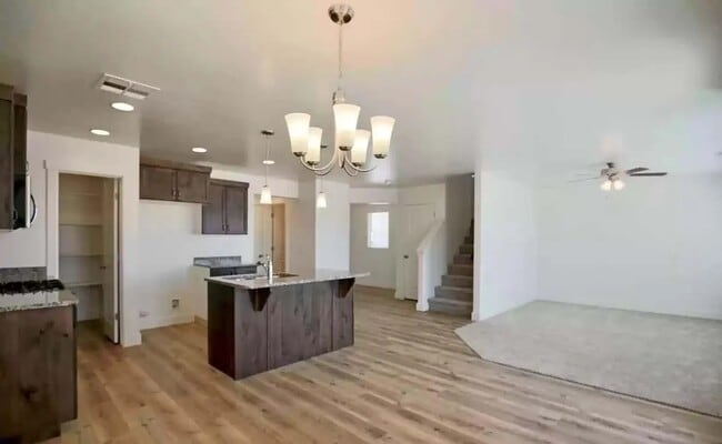 Building Photo - 3134 Halo Ln