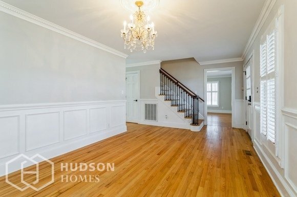 Foto del edificio - 823 E Old Limestone Rd