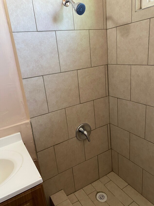 606 West Buena Vista Unit 606, Barstow, CA 92311 Apartments in