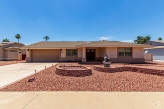 Building Photo - 10427 W White Mountain Rd