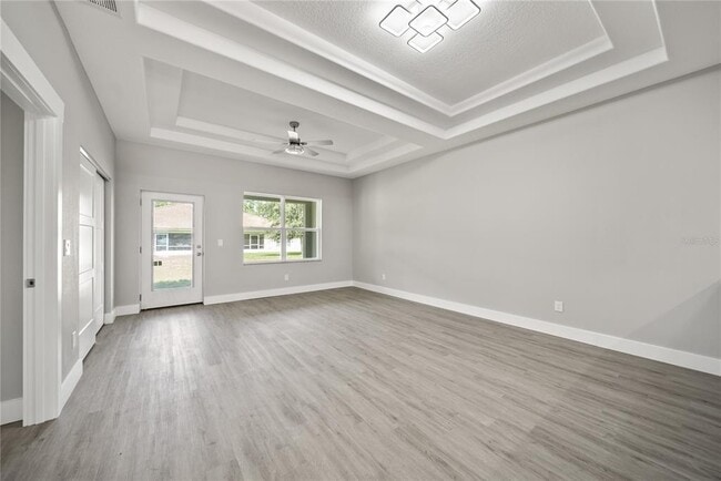 Building Photo - 98 Wheatfield Dr