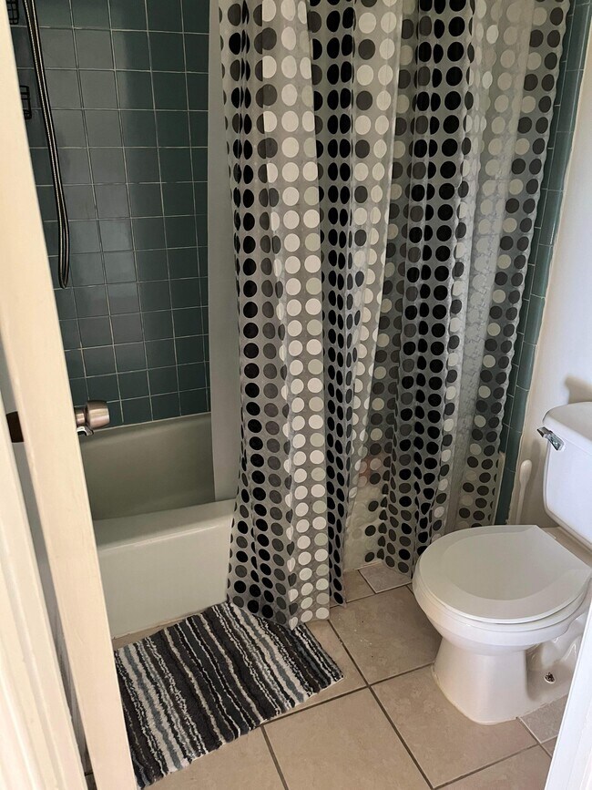 Foto del edificio - 1036C Margate Ct