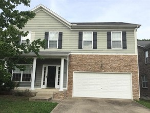 Building Photo - 2128 Branch Oak Trl