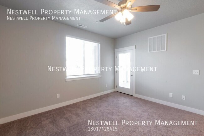 Foto del edificio - Brand New 3-bed Condo in Riverton!